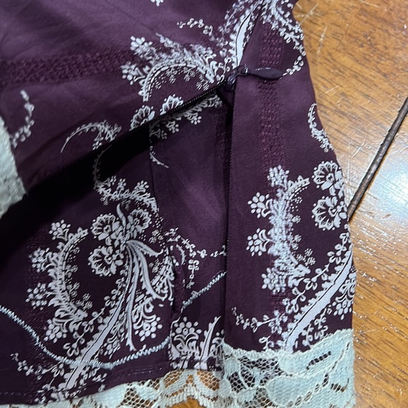 Ann Taylor burgundy silk camisole - Picture 4 of 4